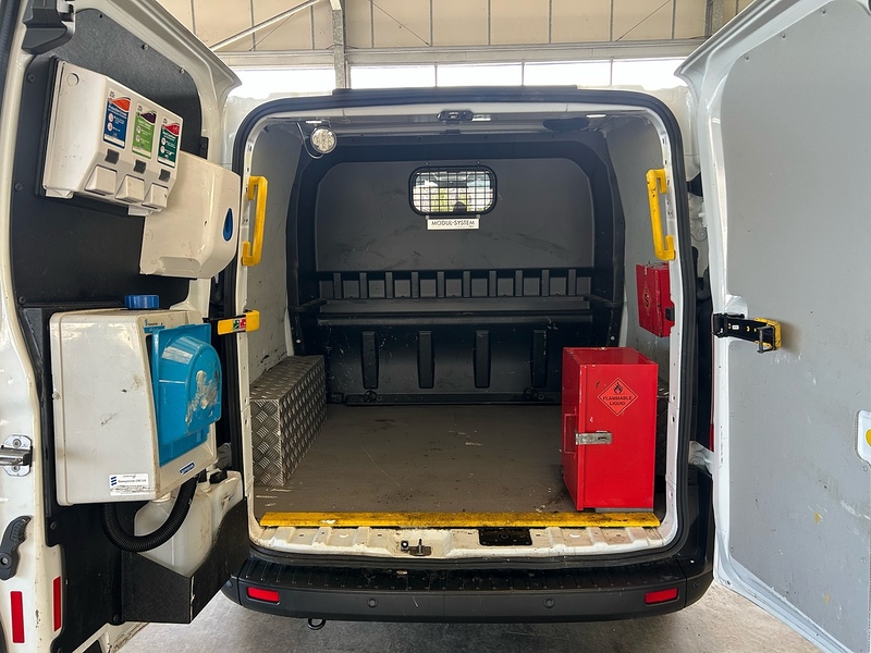 Ford Transit Custom 2.0 320 EcoBlue Leader Crew Van Double Cab 5dr Diesel Manual L1 H1 Euro 6 (s/s) (105 ps) - U10860