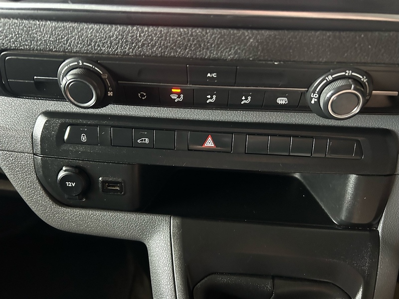 Citroen Dispatch 1.5 BlueHDi 1000 Enterprise Pro M Panel Van 6dr Diesel Manual FWD 2 Euro 6 (s/s) (100 ps) - U10861