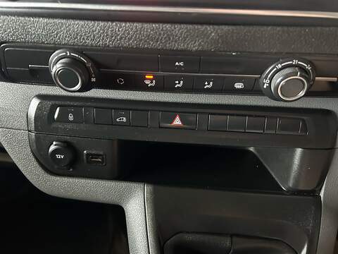 Citroen Dispatch 1.5 BlueHDi 1000 Enterprise Pro M Panel Van 6dr Diesel Manual FWD 2 Euro 6 (s/s) (100 ps) - U10861