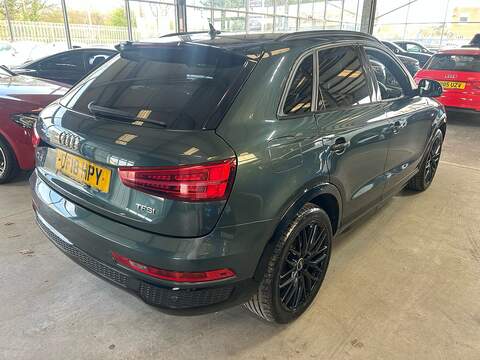 Audi Q3 1.4 TFSI CoD Black Edition SUV 5dr Petrol S Tronic Euro 6 (s/s) (150 ps) - U10867