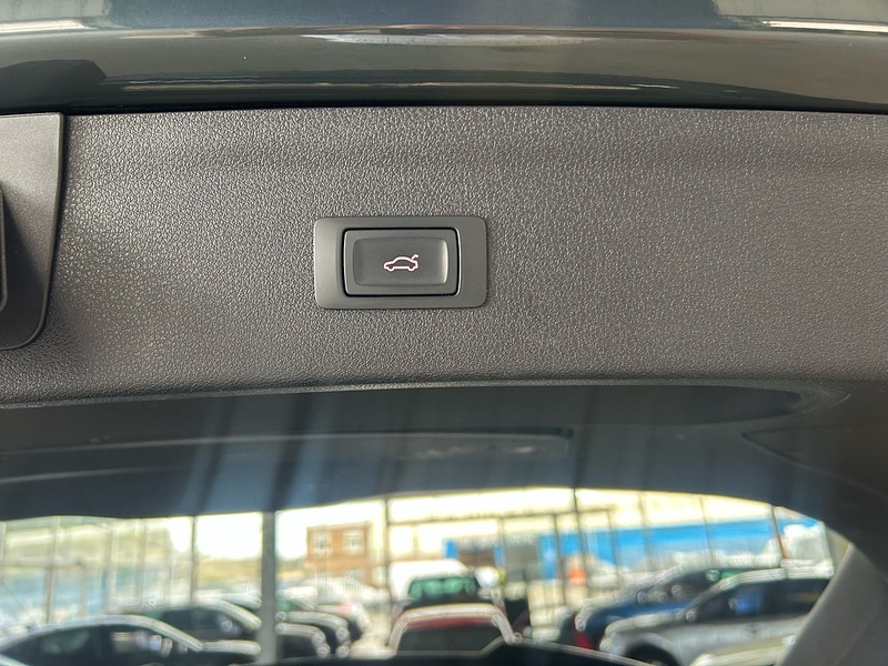 Audi Q3 1.4 TFSI CoD Black Edition SUV 5dr Petrol S Tronic Euro 6 (s/s) (150 ps) - U10867