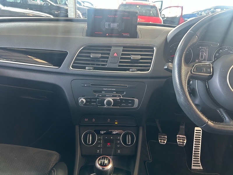 Audi Q3 1.4 TFSI CoD Black Edition SUV 5dr Petrol S Tronic Euro 6 (s/s) (150 ps) - U10867