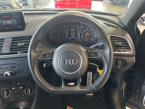 Audi Q3 1.4 TFSI CoD Black Edition SUV 5dr Petrol S Tronic Euro 6 (s/s) (150 ps) - U10867