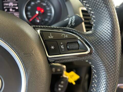 Audi Q3 1.4 TFSI CoD Black Edition SUV 5dr Petrol S Tronic Euro 6 (s/s) (150 ps) - U10867