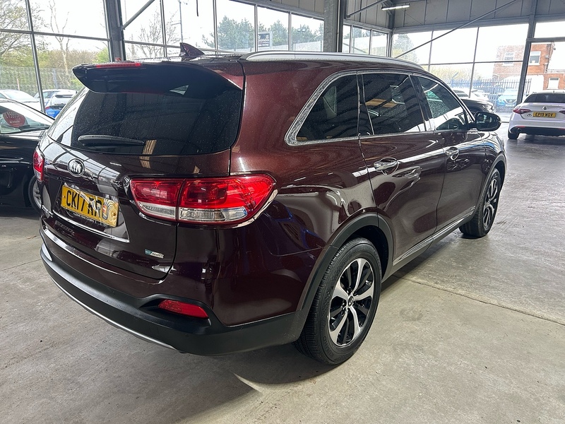 Kia Sorento 2.2 CRDi KX-2 SUV 5dr Diesel Auto AWD Euro 6 (s/s) (197 bhp) - U10873