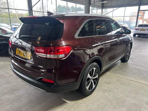 Kia Sorento 2.2 CRDi KX-2 SUV 5dr Diesel Auto AWD Euro 6 (s/s) (197 bhp) - U10873