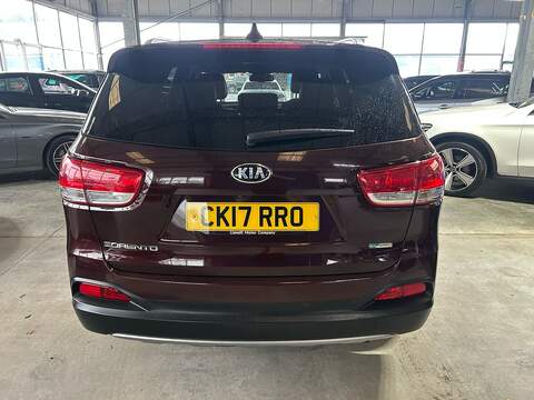 Kia Sorento 2.2 CRDi KX-2 SUV 5dr Diesel Auto AWD Euro 6 (s/s) (197 bhp) - U10873