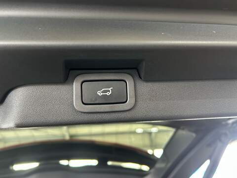 Land Rover Discovery TD V6 HSE Luxury - U10874