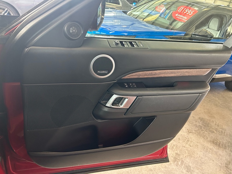 Land Rover Discovery TD V6 HSE Luxury - U10874