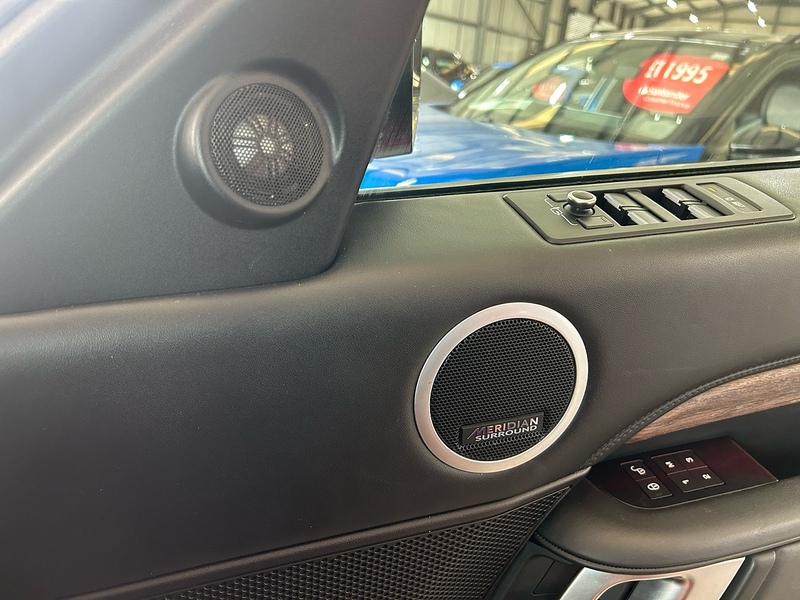 Land Rover Discovery TD V6 HSE Luxury - U10874