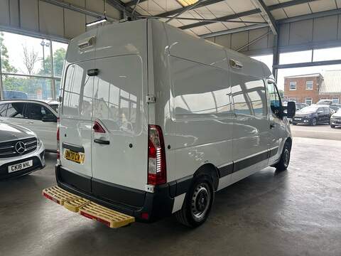 Vauxhall Movano 2.3 CDTi 3500 BiTurbo Edition Panel Van 5dr Diesel Manual FWD L2 H2 Euro 6 (135 ps) - U10886