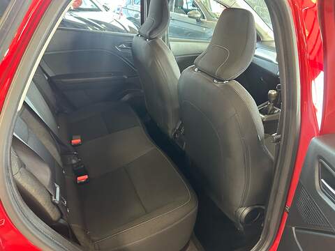 Renault Captur 1.3 TCe Iconic SUV 5dr Petrol Manual Euro 6 (s/s) (130 ps) - U10889