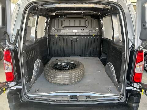 Peugeot Partner 1.5 BlueHDi 1000 Grip Standard Panel Van 5dr Diesel Manual SWB Euro 6 (s/s) (100 bhp) - U10891