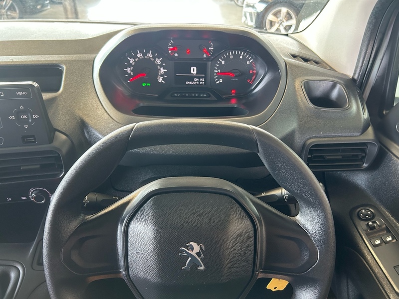 Peugeot Partner 1.5 BlueHDi 1000 Grip Standard Panel Van 5dr Diesel Manual SWB Euro 6 (s/s) (100 bhp) - U10891