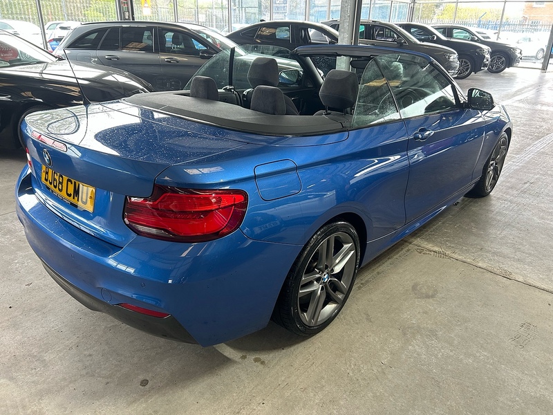 BMW 2 Series 1.5 218i M Sport Convertible 2dr Petrol Manual Euro 6 (s/s) (136 ps) - U10916