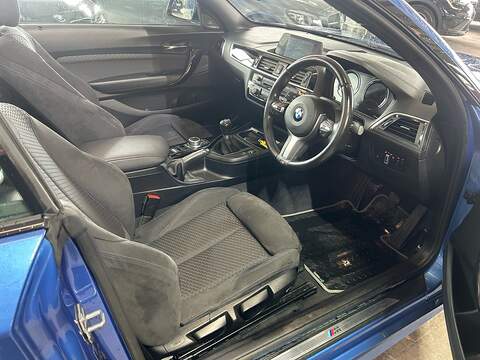 BMW 2 Series 1.5 218i M Sport Convertible 2dr Petrol Manual Euro 6 (s/s) (136 ps) - U10916
