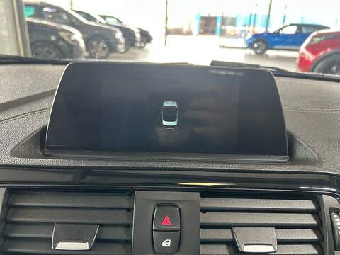 BMW 2 Series 1.5 218i M Sport Convertible 2dr Petrol Manual Euro 6 (s/s) (136 ps) - U10916