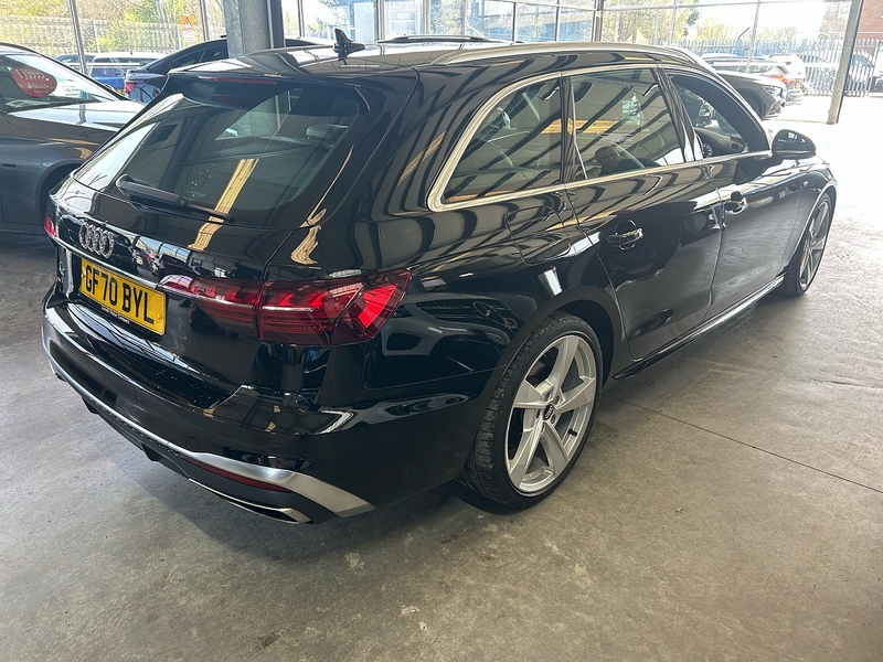 Audi A4 Avant 2.0 TFSI 40 S line Estate 5dr Petrol S Tronic Euro 6 (s/s) (190 ps) - U10917