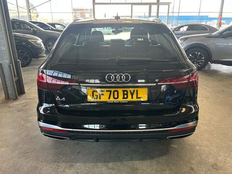 Audi A4 Avant 2.0 TFSI 40 S line Estate 5dr Petrol S Tronic Euro 6 (s/s) (190 ps) - U10917