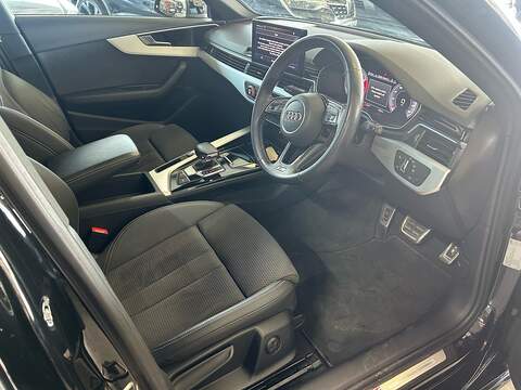 Audi A4 Avant 2.0 TFSI 40 S line Estate 5dr Petrol S Tronic Euro 6 (s/s) (190 ps) - U10917
