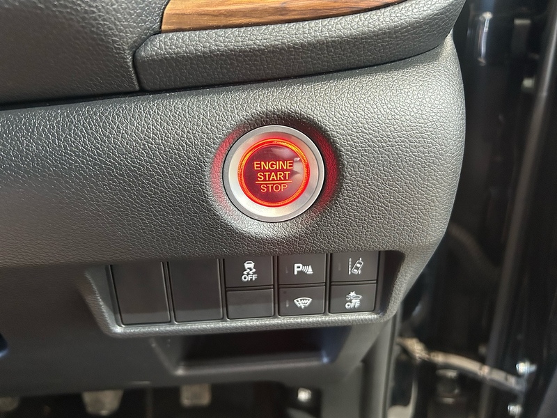 Honda CR-V 1.5 VTEC Turbo SR SUV 5dr Petrol Manual 4WD Euro 6 (s/s) (173 ps) - U10926