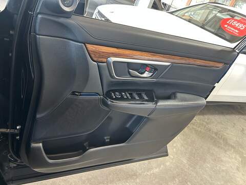 Honda CR-V 1.5 VTEC Turbo SR SUV 5dr Petrol Manual 4WD Euro 6 (s/s) (173 ps) - U10926