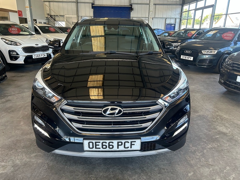 Hyundai TUCSON 1.7 CRDi Blue Drive Premium SUV 5dr Diesel DCT Euro 6 (s/s) (141 ps) - U10928