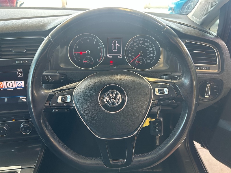 Volkswagen Golf 1.5 TSI EVO SE Hatchback 5dr Petrol Manual Euro 6 (s/s) (150 ps) - U10940