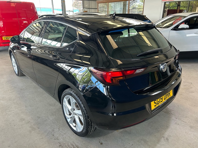 Vauxhall Astra 1.4i Turbo SRi Nav Hatchback 5dr Petrol Manual Euro 6 (150 ps) - U10943