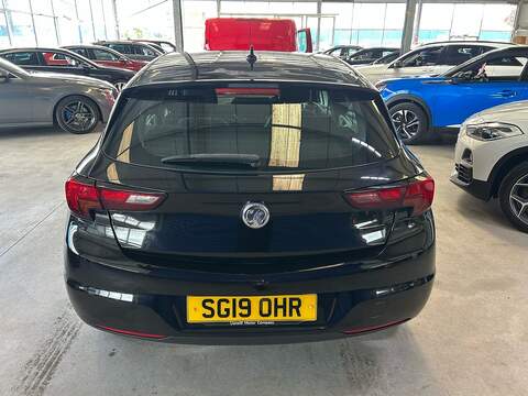 Vauxhall Astra 1.4i Turbo SRi Nav Hatchback 5dr Petrol Manual Euro 6 (150 ps) - U10943