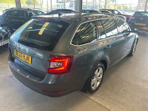 Skoda Octavia 2.0 TDI SE Technology Estate 5dr Diesel Manual Euro 6 (s/s) (150 ps) - U10947