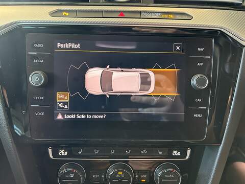 Volkswagen Arteon 2.0 TSI R-Line Fastback 5dr Petrol DSG 4Motion Euro 6 (s/s) (280 ps) - U10951