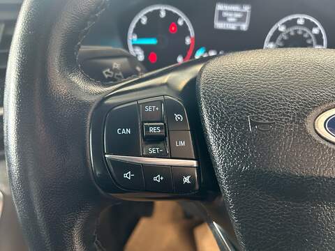 Ford Transit Custom 2.0 300 EcoBlue Limited Panel Van 5dr Diesel Manual L2 H1 Euro 6 (s/s) (130 ps) - U10953