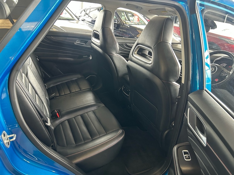 MG MG HS 1.5 T-GDI Exclusive SUV 5dr Petrol DCT Euro 6 (s/s) (162 ps) - U10958