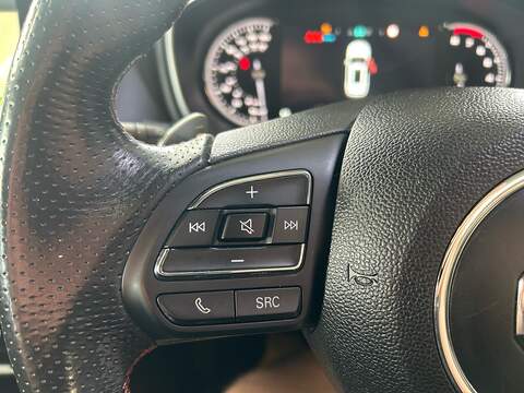 MG MG HS 1.5 T-GDI Exclusive SUV 5dr Petrol DCT Euro 6 (s/s) (162 ps) - U10958