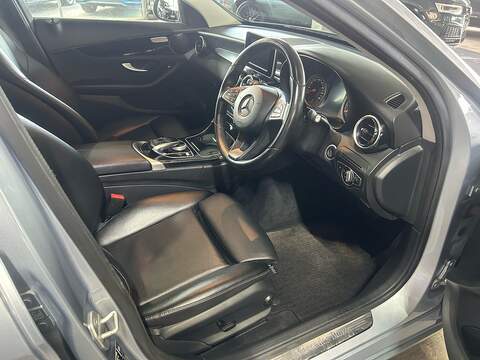 Mercedes-Benz C Class 2.0 C200 SE Saloon 4dr Petrol 7G-Tronic+ Euro 6 (s/s) (184 ps) - U10959