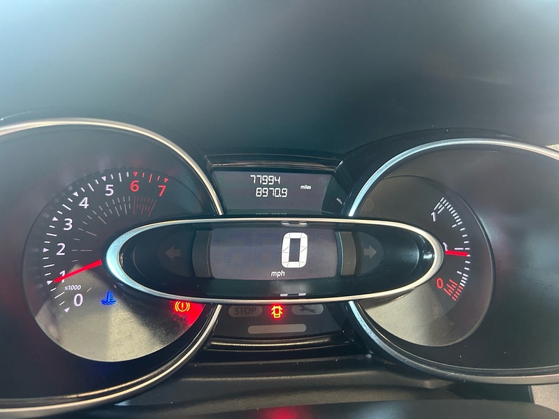 Renault Clio 0.9 TCe Dynamique Nav Hatchback 5dr Petrol Manual Euro 6 (s/s) (90 ps) - U10964