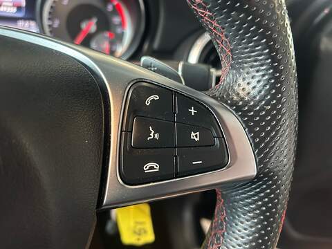 Mercedes-Benz GLA 2.1 GLA220d AMG Line (Premium) SUV 5dr Diesel 7G-DCT 4MATIC Euro 6 (s/s) (177 ps) - U10965