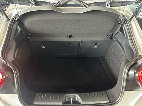 Mercedes-Benz A Class 2.1 A200d AMG Line Hatchback 5dr Diesel 7G-DCT Euro 6 (s/s) (136 ps) - U10973