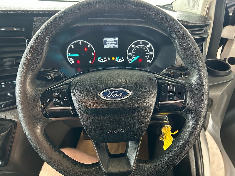 Ford Transit Custom 320 EcoBlue Leader - U10974