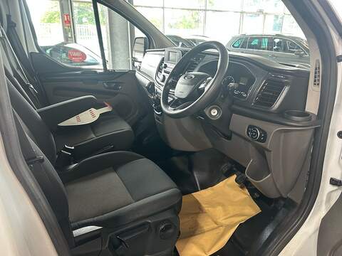 Ford Transit Custom 2.0 320 EcoBlue Leader Panel Van 5dr Diesel Manual L2 H1 Euro 6 (s/s) (130 ps) - U10976