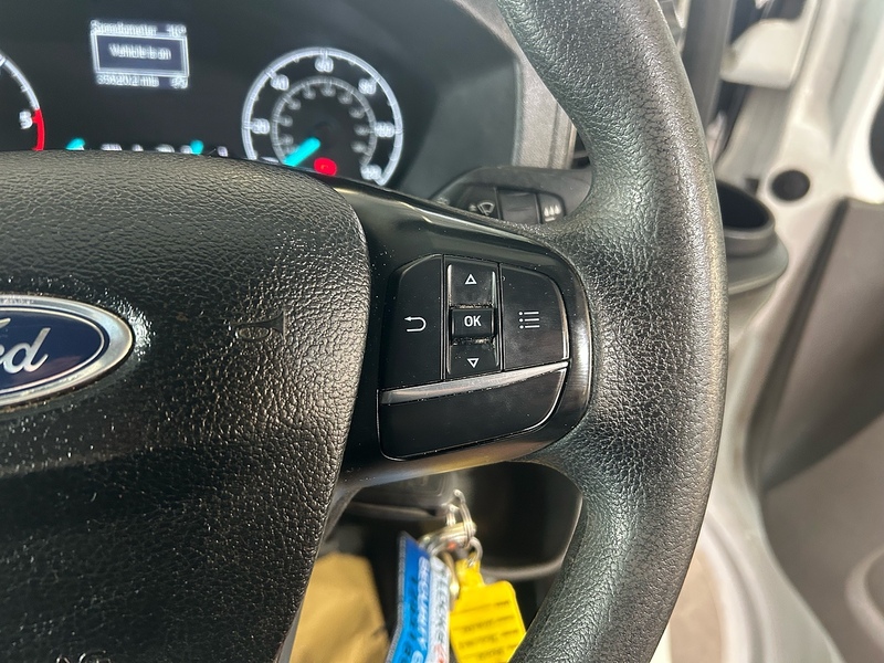 Ford Transit Custom 2.0 320 EcoBlue Leader Panel Van 5dr Diesel Manual L2 H1 Euro 6 (s/s) (130 ps) - U10976