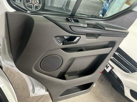 Ford Transit Custom 2.0 320 EcoBlue Leader Panel Van 5dr Diesel Manual L2 H1 Euro 6 (s/s) (130 ps) - U10976