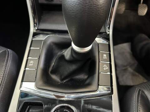 SsangYong Korando 1.5 Ultimate SUV 5dr Petrol Manual Euro 6 (s/s) (163 ps) - U10977