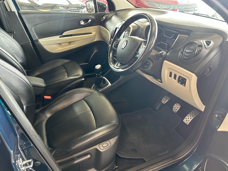 Renault Captur 1.3 TCe ENERGY GT Line SUV 5dr Petrol Manual Euro 6 (s/s) (130 ps) - U10981