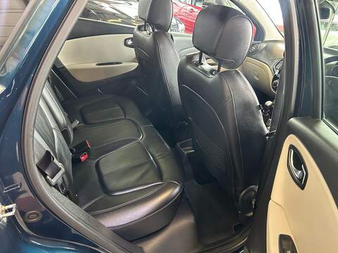 Renault Captur 1.3 TCe ENERGY GT Line SUV 5dr Petrol Manual Euro 6 (s/s) (130 ps) - U10981