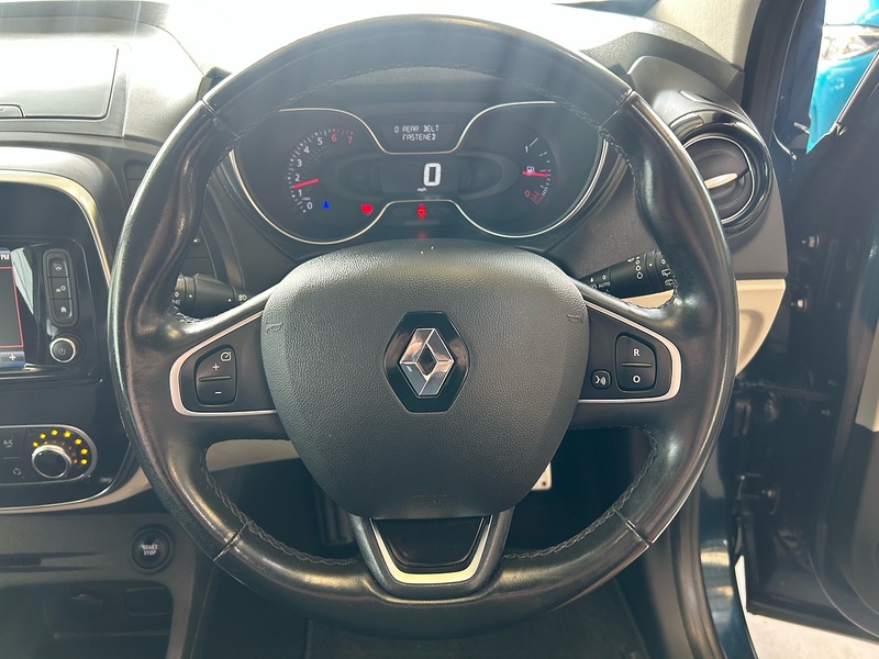 Renault Captur 1.3 TCe ENERGY GT Line SUV 5dr Petrol Manual Euro 6 (s/s) (130 ps) - U10981
