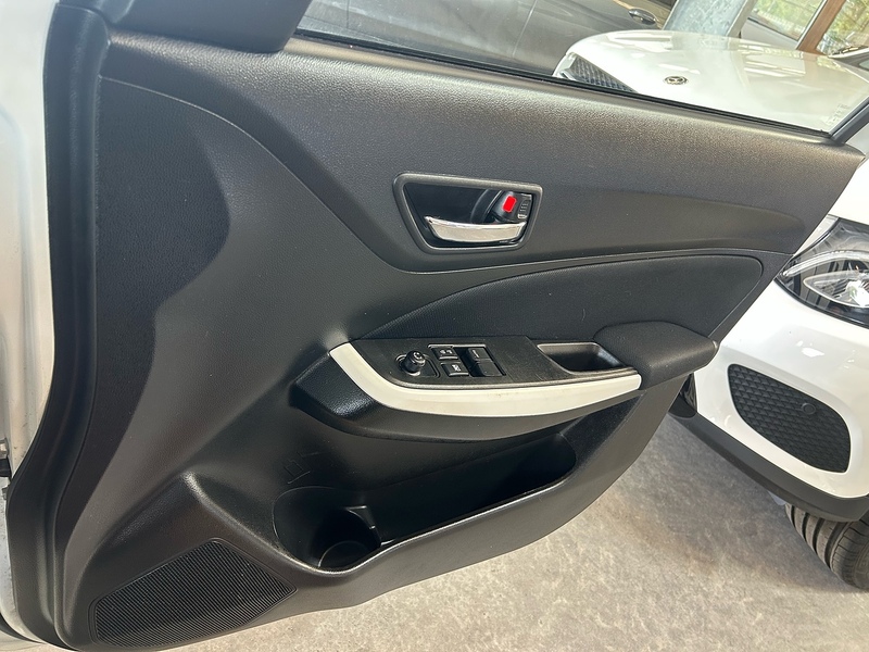 Suzuki Swift 1.0 Boosterjet GPF SZ-T Hatchback 5dr Petrol Manual Euro 6 (111 ps) - U10984