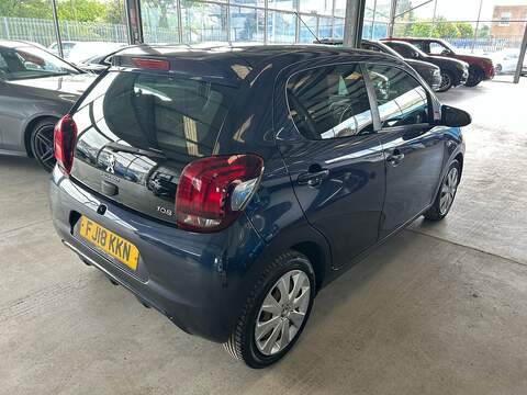 Peugeot 108 Active - U10985