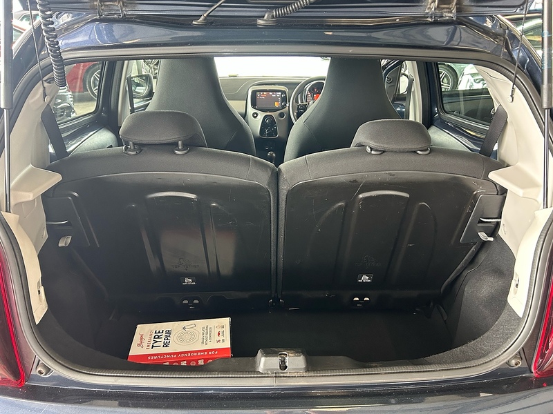 Peugeot 108 Active - U10985